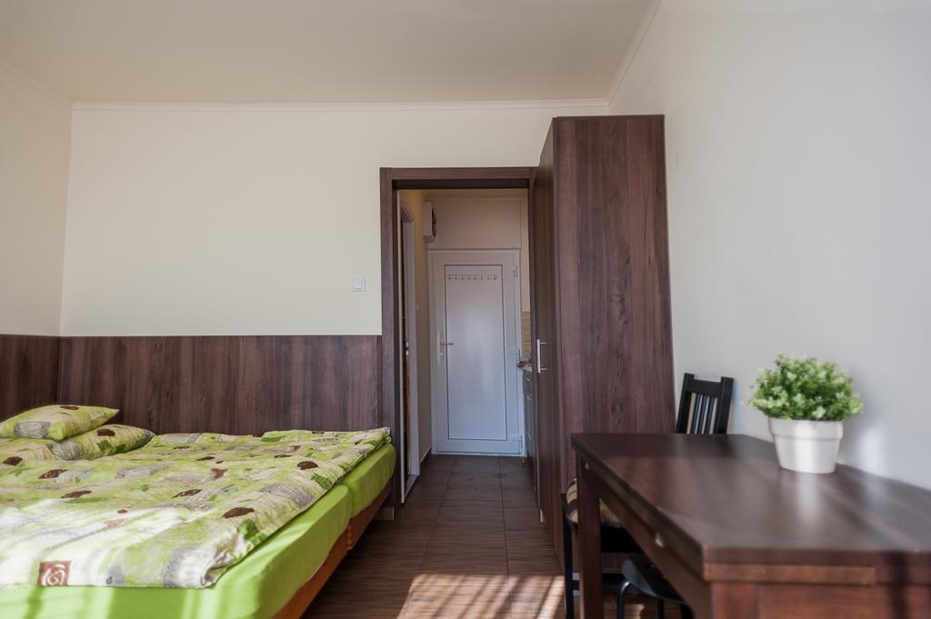 Milan Apartmanok Siofok Bagian luar foto