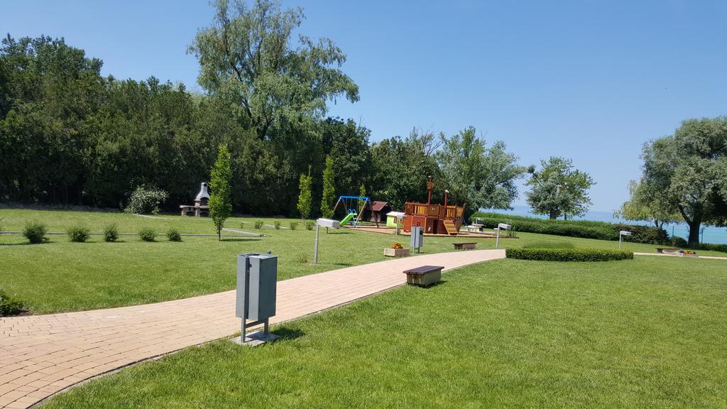 Milan Apartmanok Siofok Bagian luar foto