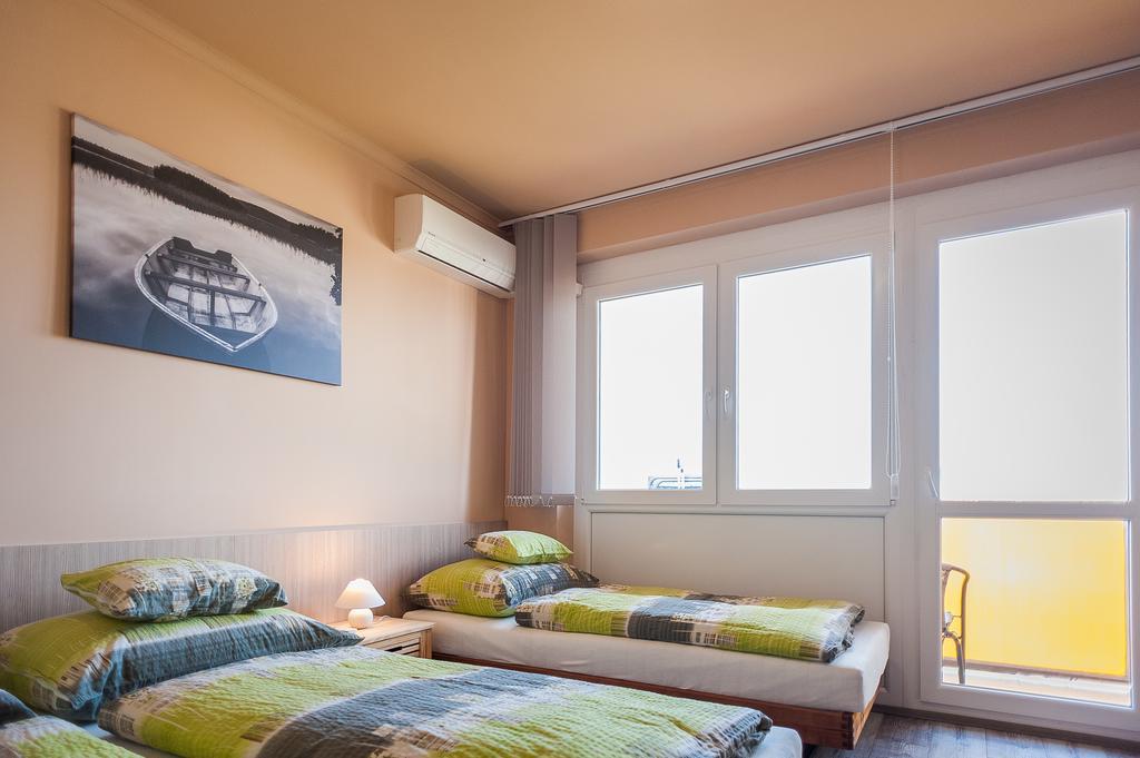 Milan Apartmanok Siofok Bagian luar foto
