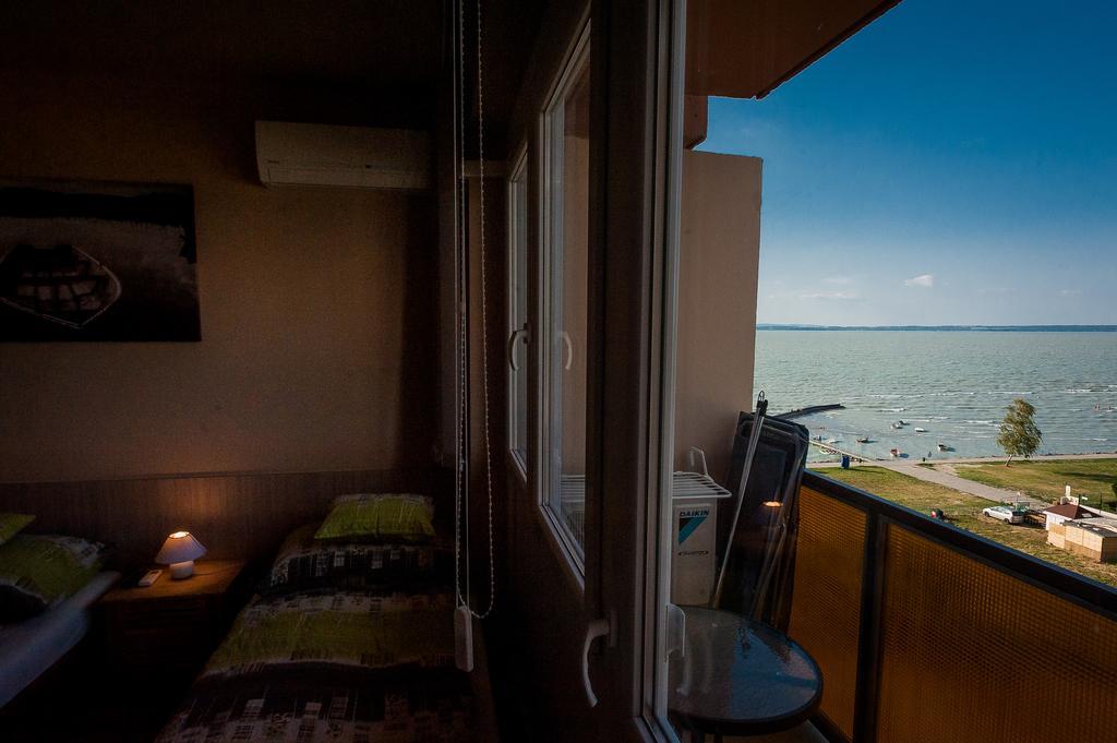 Milan Apartmanok Siofok Bagian luar foto