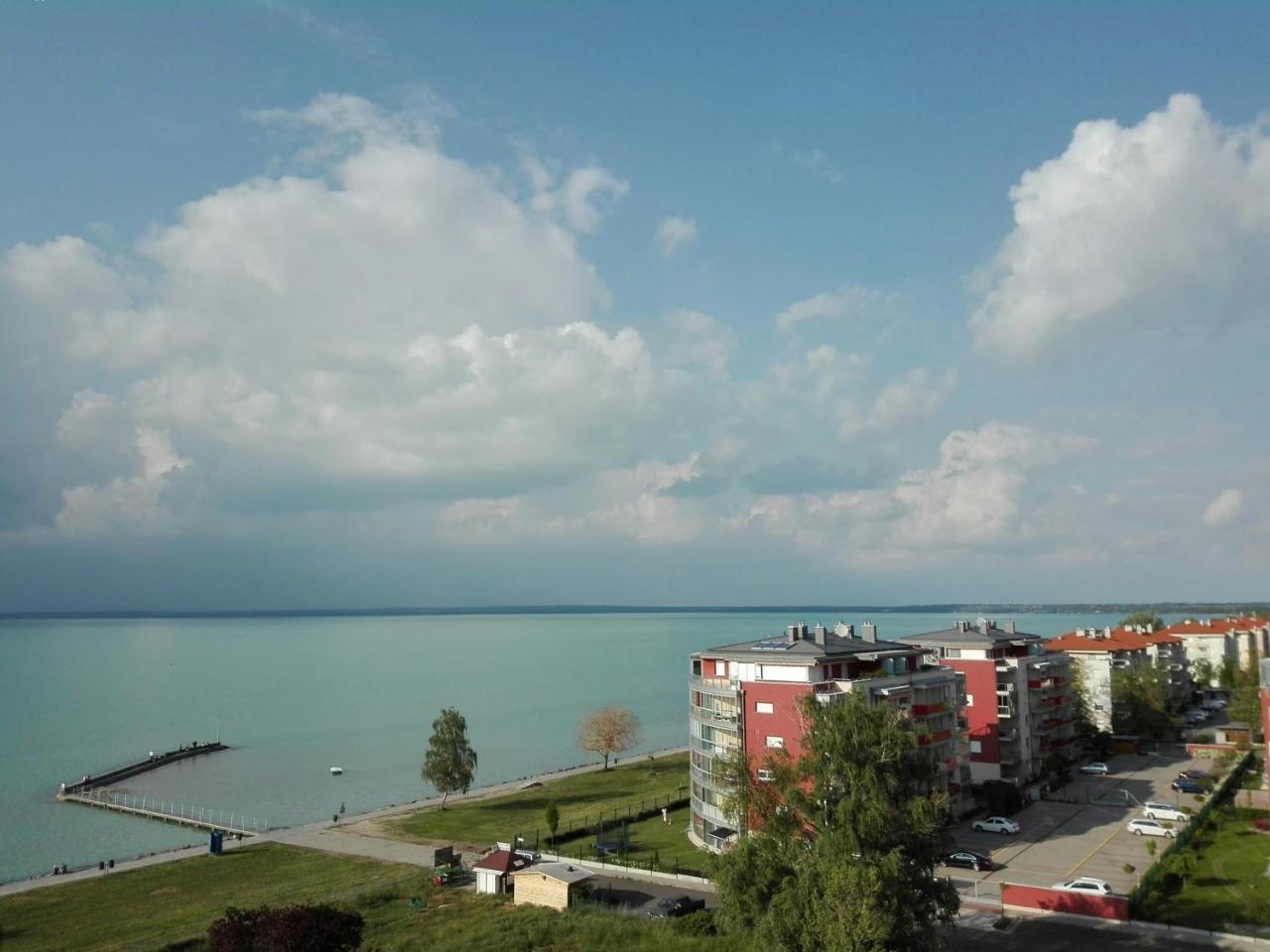 Milan Apartmanok Siofok Bagian luar foto